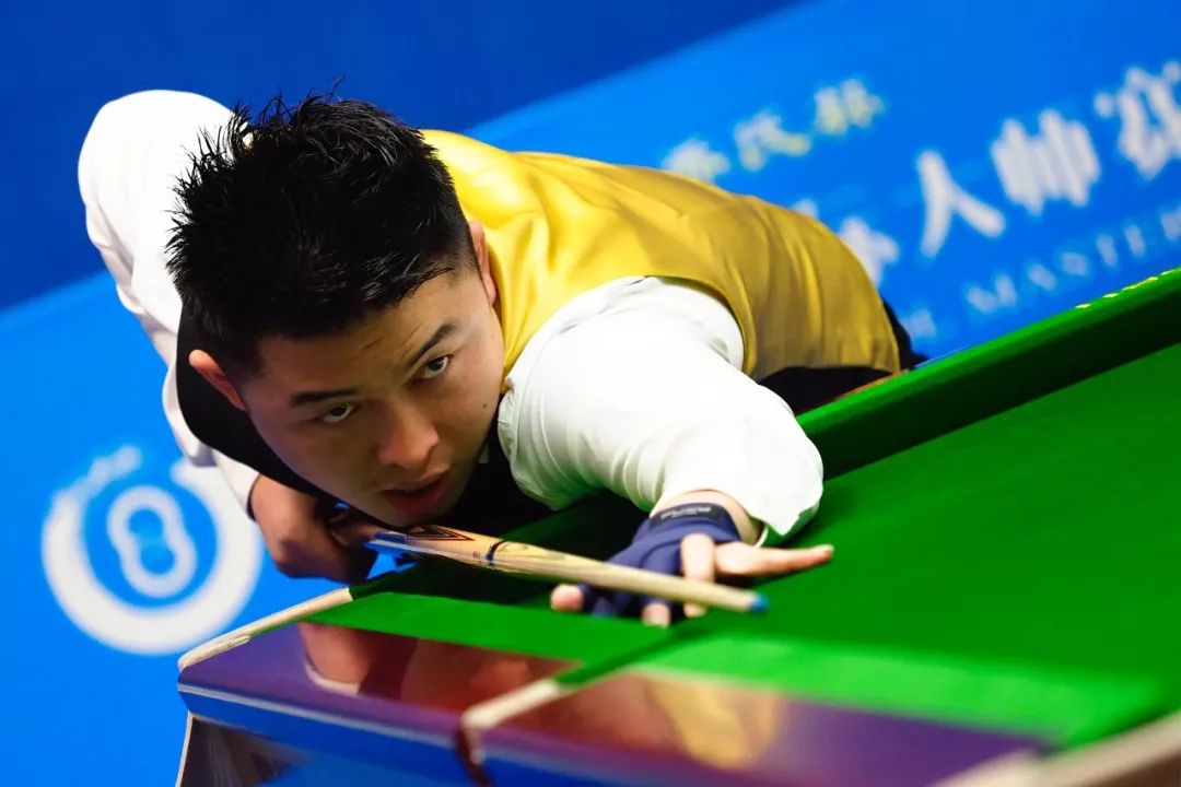 与勒沃库森 与勒沃库森