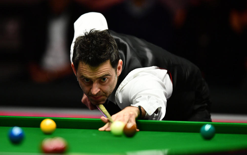 赛场往往充 赛场往往充