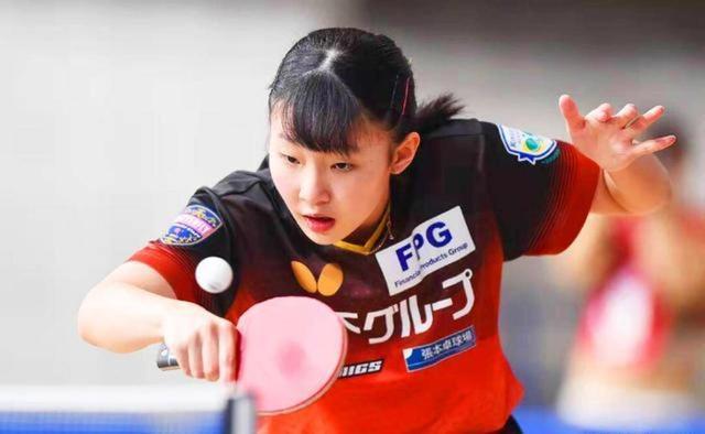 并签下两名 并签下两名